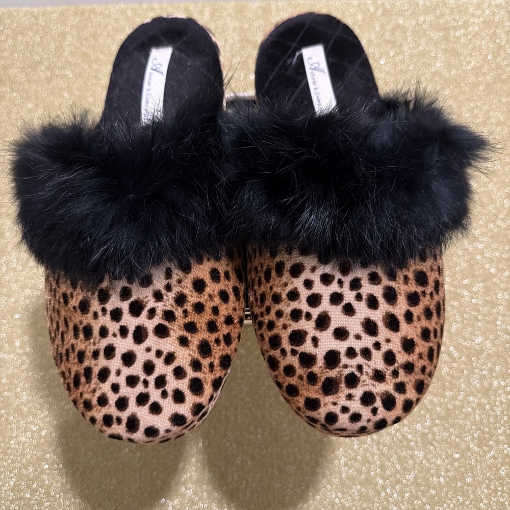 Asher & Co. Cheetah Faux Fir Trim Sz 8-9 Slippers Pre-Owned
